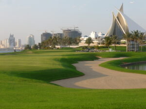 Last week I played at Dubai Creek Golf Club. Distractions like sand and water on the right and lake on the left REALLY MAKE IT HARD TO FOCUS ON THE PERFECT SWING.