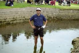 Jean Van-de-Velde lost the 1999 Open by not playing it safe. Play the easy shot and make it count.